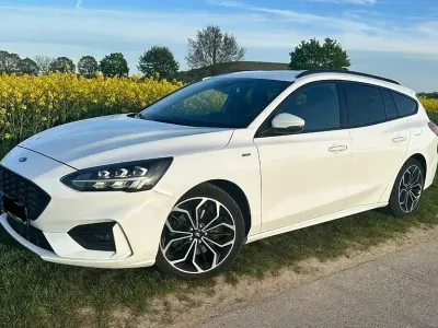Brugt Ford Focus ST-Line 150 HK (110 kW) 2019 Hvid Sedan