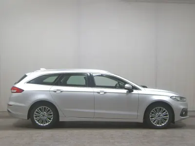 Gebraucht Ford Mondeo Titanium 150 PS (110 kW) 2022 Silber Kombi