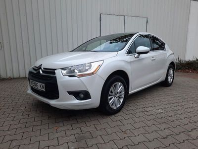 gebraucht Citroën DS4 Chic - 2.HAND - PDC - TÜV 05/2025 -