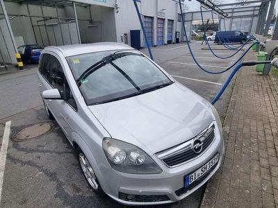 gebraucht Opel Zafira 1.9 CDTI