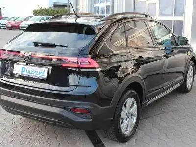 Używany VW Taigo Life 110 KM (80 kW) 2022 Czarny SUV