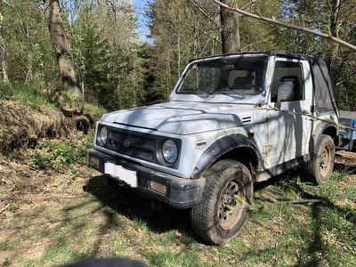 Used Suzuki Samurai 69 HP (50 kW) 1991 White SUV
