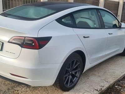 Weiß Gebraucht 2022 Tesla Model 3 Limousine | 28.000 € (Fairer Preis)