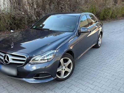 Gebraucht Mercedes E200 Avantgarde 136 PS (100 kW) 2013 Silber Limousine