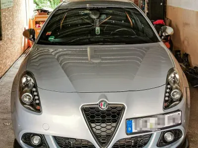 Gebraucht Alfa Romeo Giulietta Turismo 120 PS (88 kW) 2014 Blau Kleinwagen