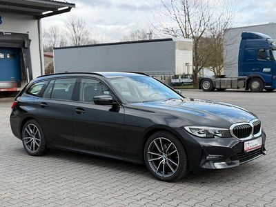 Gebraucht BMW 320 Sport Line 190 PS (139 kW) 2022 Schwarz Kombi