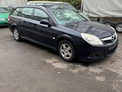 gebraucht Opel Vectra aus 2006 , 1,9tdi Diesel , 150 PS , 6 Gang