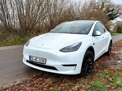 Second-hand Tesla Model Y 378 kW (514 CP) 2022 Alb SUV