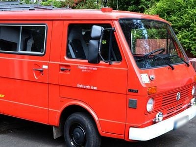 Second-hand VW LT 90 CP (66 kW) 1984 Roșu Van