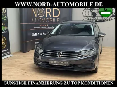 Gebraucht VW Passat 150 PS (110 kW) 2022 Grau Kombi