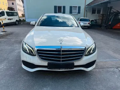 Gebraucht Mercedes E200 160 PS (117 kW) 2020 Beige Limousine
