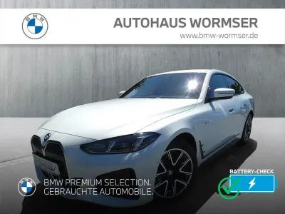 Gebraucht BMW i4 M Sport 250 kW (340 PS) 2025 Mineralweiß Limousine