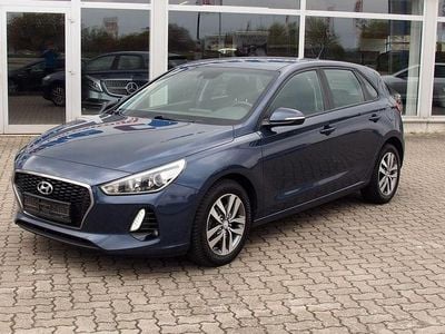 Second-hand Hyundai i30 Trend 110 CP (80 kW) 2018 Albastru Berlinǎ
