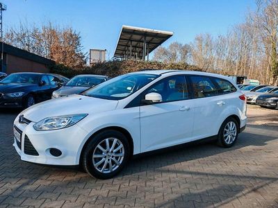 Gebraucht Ford Focus 95 PS (69 kW) 2014 Weiß Kombi