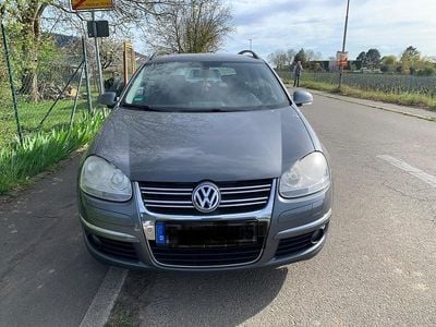 Second-hand VW Golf V Comfortline 122 CP (89 kW) 2009 Gri Break