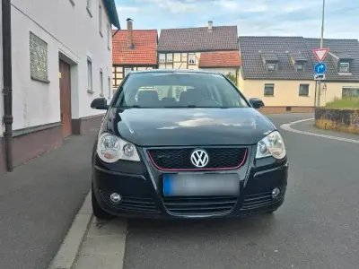 Gebraucht VW Polo 80 PS (58 kW) 2009 Schwarz Kleinwagen