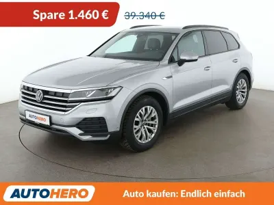 Gebraucht VW Touareg 231 PS (169 kW) 2022 Florettsilber SUV