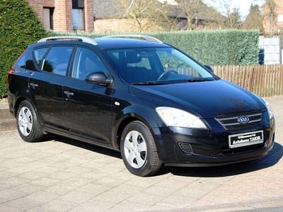 Gebraucht Kia Ceed Sportswagon LX 109 PS (80 kW) 2009 Black pearl Kombi