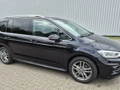 Gebraucht VW Touran Highline 150 PS (110 kW) 2016 Schwarz Van / Kleinbus