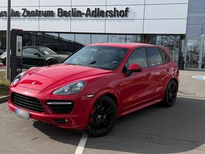 Second-hand Porsche Cayenne GTS 420 CP (308 kW) 2013 Roșu SUV