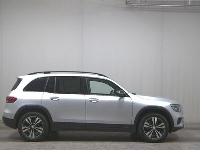 Mercedes GLB200