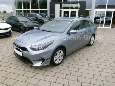 Gebraucht Kia Ceed Sportswagon Comfort 140 PS (102 kW) 2025 Grau Kombi