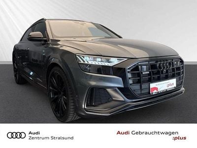 Gebraucht Audi Q8 Ambiente 286 PS (210 kW) 2023 Daytonagrau (metallic) SUV