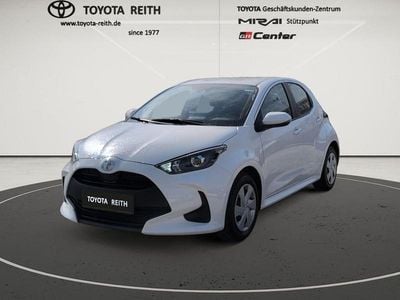 Gebraucht Toyota Yaris Comfort 72 PS (52 kW) 2022 Schneeweiß Kleinwagen