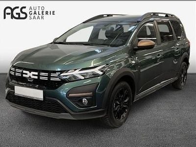 Neu Dacia Jogger Extreme 141 PS (103 kW) 2025 Gruen Van / Kleinbus