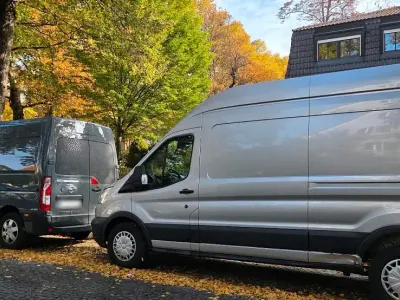Gebraucht Ford Transit 110 PS (80 kW) 2015 Silber Van / Kleinbus