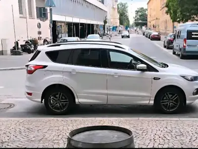 Gebraucht Ford Kuga 179 PS (131 kW) 2018 Weiß SUV