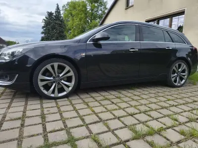 Gebraucht Opel Insignia 194 PS (142 kW) 2013 Kombi