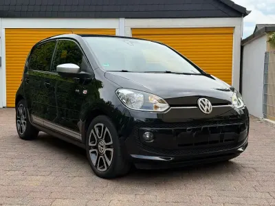 Używany VW up! CLUB 75 KM (55 kW) 2016 Czarny Hatchback