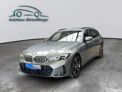 Gebraucht BMW 330 M Sport 245 PS (180 kW) 2025 Grau Kombi