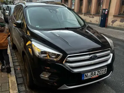 Gebraucht Ford Kuga ST-Line 150 PS (110 kW) 2019 Schwarz SUV