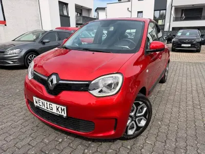 Gebraucht Renault Twingo LIMITED 73 PS (53 kW) 2019 Weindezirmetallic Kleinwagen