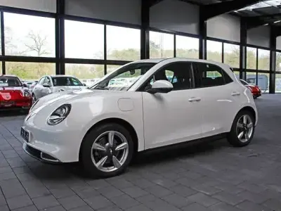 Occasion Ora 03 125 kW (171 PK) 2023 Wit Hatchback