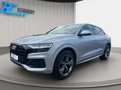 Gebraucht Audi Q8 286 PS (210 kW) 2020 Florettsilber metallic SUV