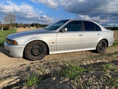 Second-hand BMW 520 Performance 170 CP (125 kW) 2002 Argintiu Berlinǎ