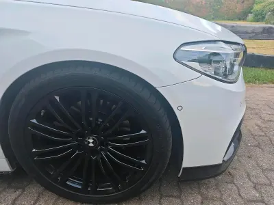 Gebraucht BMW 520 M Sport 190 PS (139 kW) 2018 Schwarz Kombi