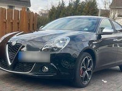 Gebraucht Alfa Romeo Giulietta Lusso 170 PS (125 kW) 2019 Schwarz Kleinwagen