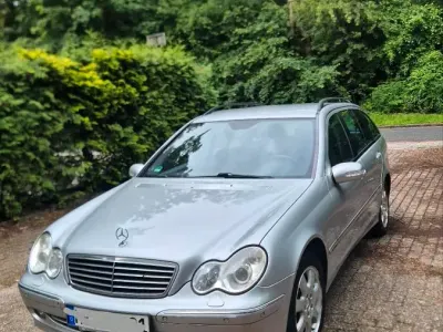 Gebraucht Mercedes C200 163 PS (119 kW) 2003 Silber Kombi