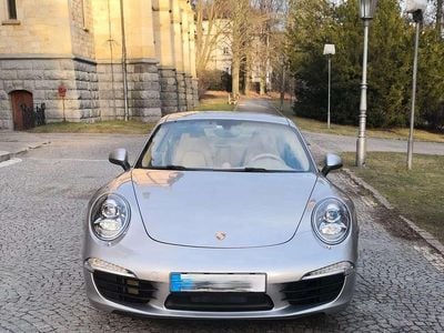 Porsche 911 Carrera