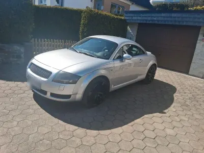 Brugt Audi TT Comfort 179 HK (131 kW) 2000 Grå Coupe