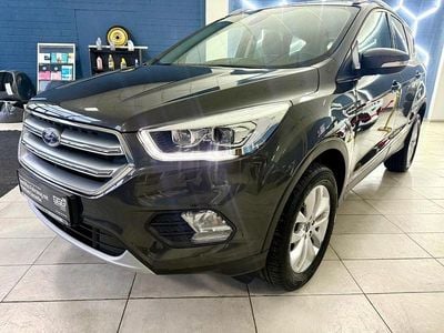 Gebraucht Ford Kuga Titanium 175 PS (128 kW) 2019 Braun SUV