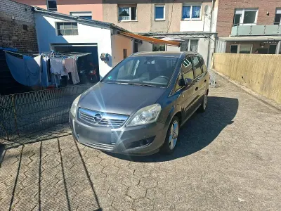 Gebraucht Opel Zafira 200 PS (147 kW) 2026 Grau Van / Kleinbus
