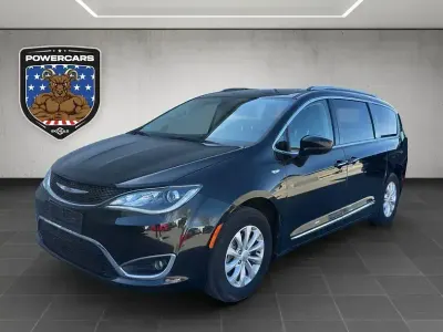 Usado Chrysler Pacifica Touring 291 HP (214 kW) 2018 Preto Carrinha