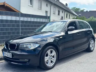 Gebraucht BMW 118 143 PS (105 kW) 2011 Schwarz Kleinwagen