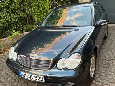 Gebraucht Mercedes C200 Classic 163 PS (119 kW) 2004 Schwarz Limousine