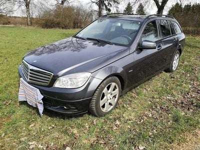 Gebraucht Mercedes 200 136 PS (100 kW) 2010 Grau Kombi